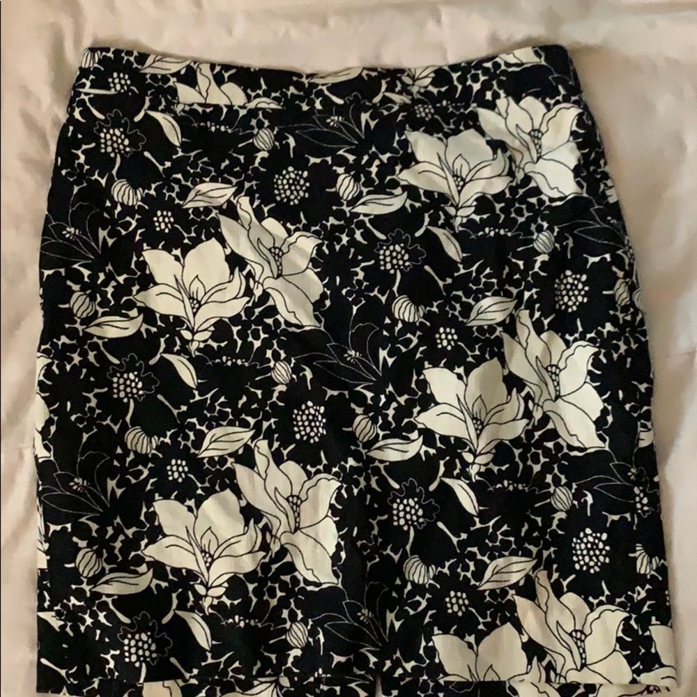 EUC JCrew Pencil Skirt